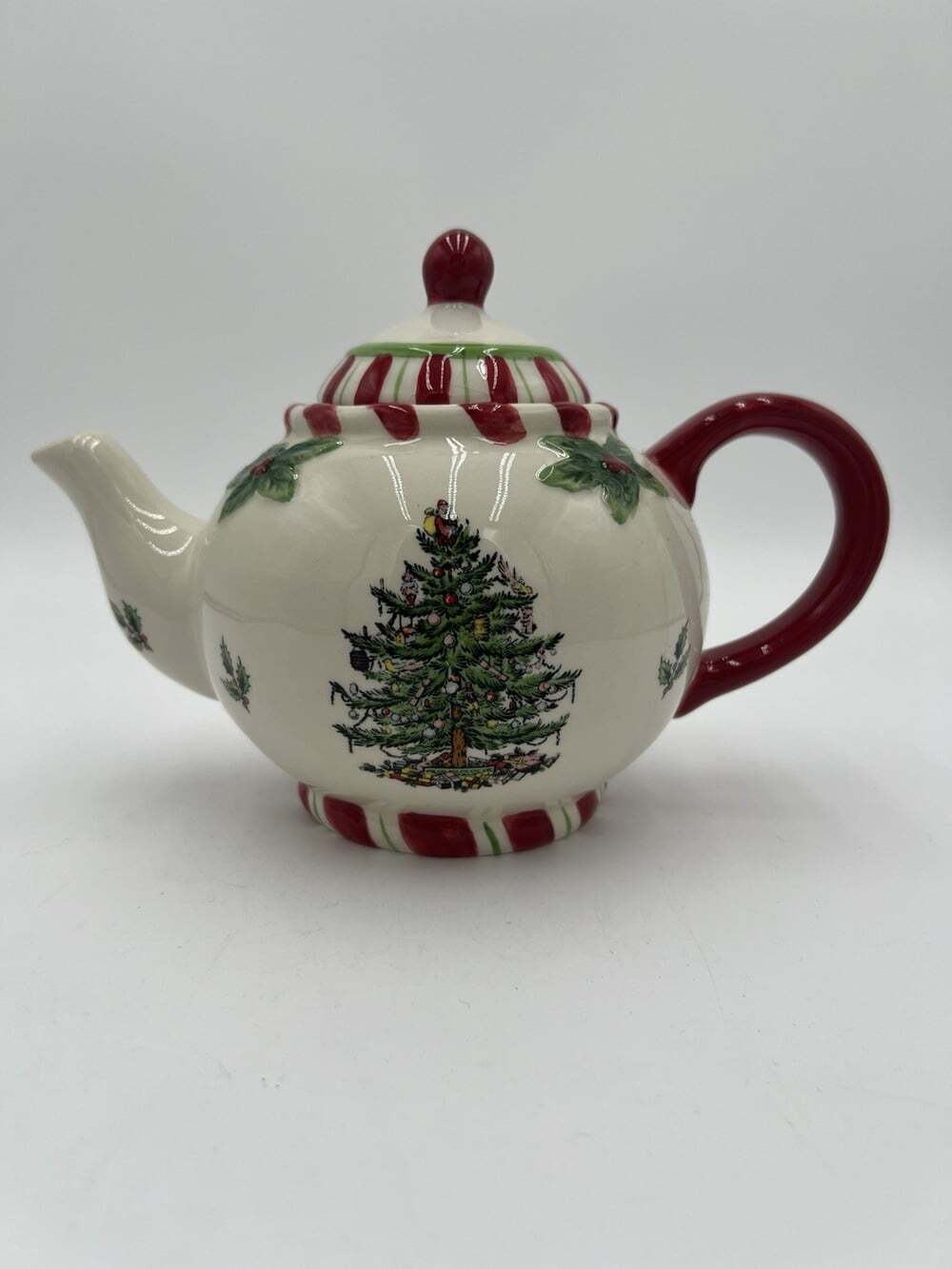 Spode Christmas Tree Peppermint Teapot Candy Cane Holiday Christmas 32 Oz